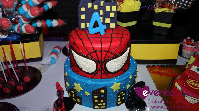  El cumpleaños de Spiderman y Cars de Iker