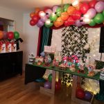 Una mesa dulce temática con el conejito Bing para el cumpleaños de Ignacio
