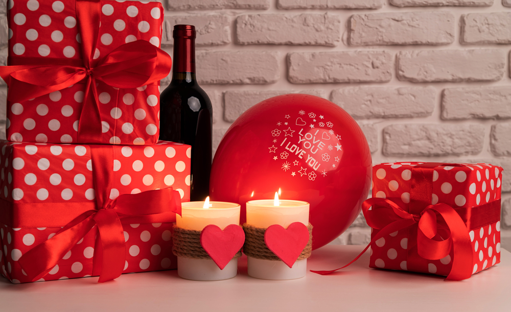 Arreglo con GLOBOS para Día de los Enamorados Decoración con Globos San  Valentín 