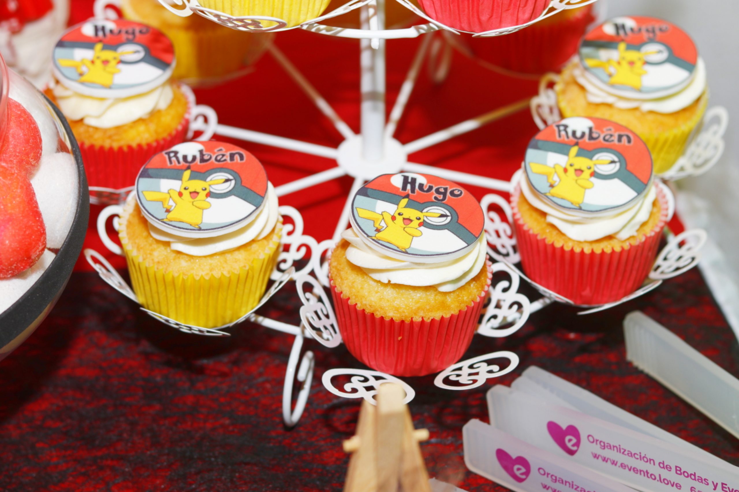 evento.love-weddingplanner-organizadoresdebodas-comunion-cupcakes-pokemon