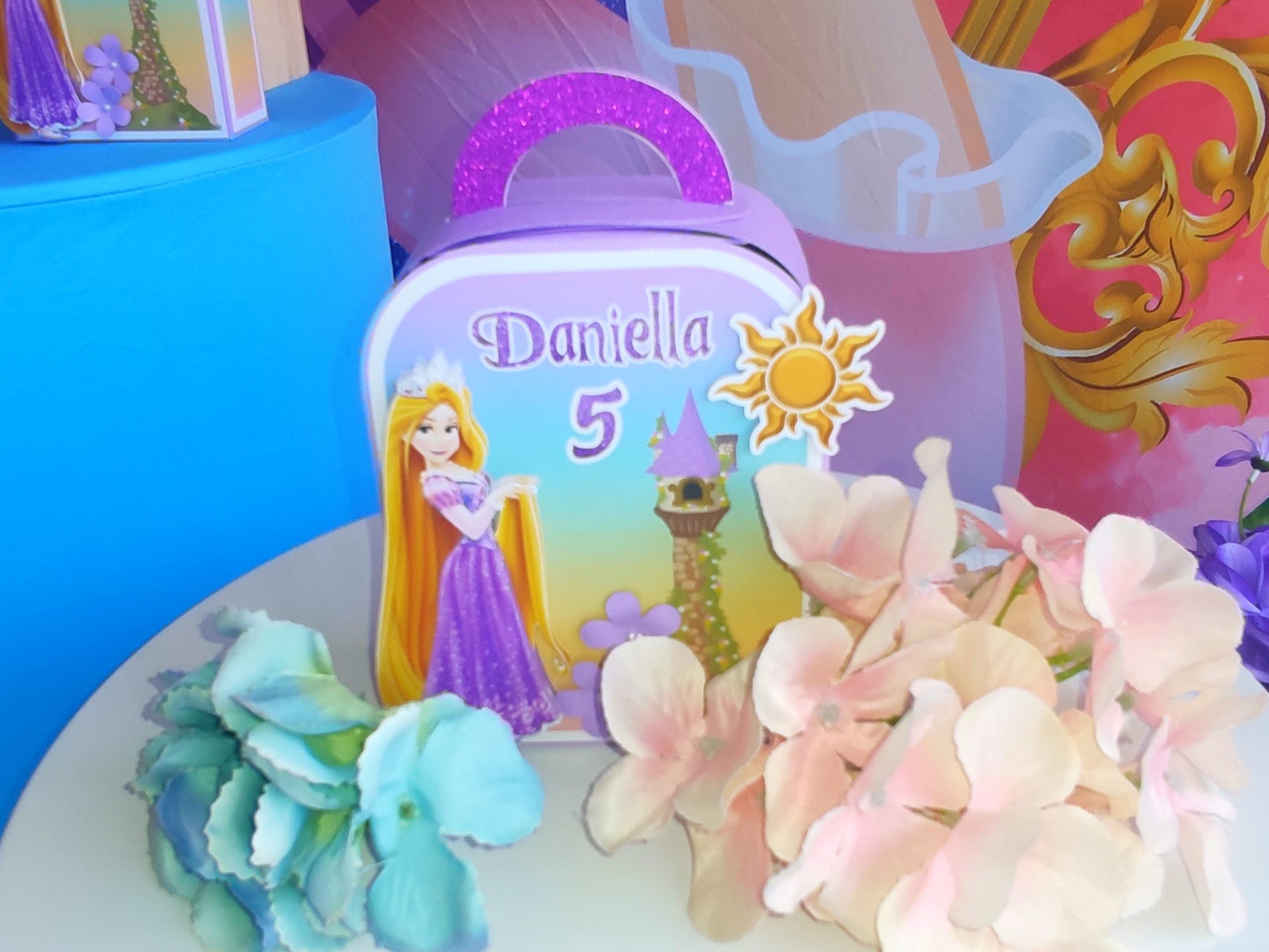 Cajas chuches personalizadas cumpleaños princesa Rapunzel